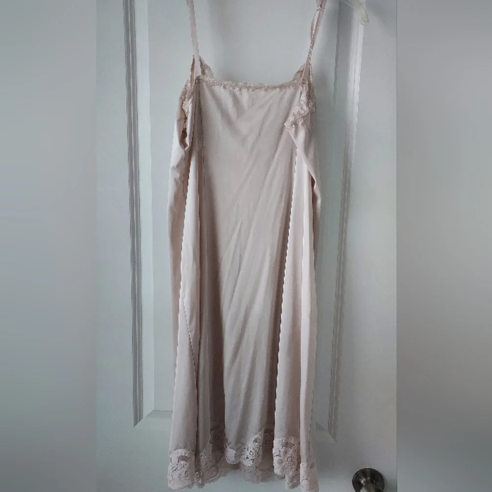 Vintage Vanity Beige Ecru Nylon Antron III Slip Chemise Lace Trim 36 Fairy